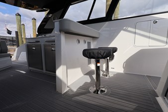 Cruisers Yachts 42 GLS Outboard 19 2026 Cruisers Yachts 42 GLS Outboard 20