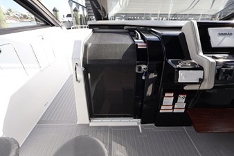 Cruisers Yachts 42 GLS Outboard 28 2026 Cruisers Yachts 42 GLS Outboard 29