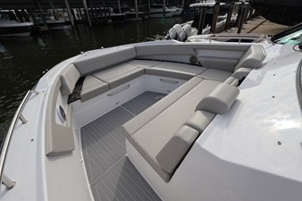 Cruisers Yachts 42 GLS Outboard 41 2026 Cruisers Yachts 42 GLS Outboard 42