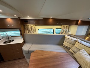 Cruisers Yachts 390 EXPRESS COUPE 16 2015 Cruisers Yachts 390 EXPRESS COUPE 17