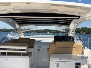 Cruisers Yachts 390 EXPRESS COUPE 41 2015 Cruisers Yachts 390 EXPRESS COUPE 42