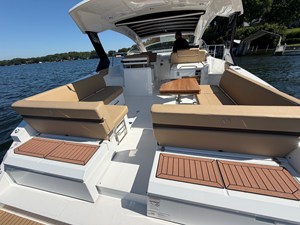 Cruisers Yachts 390 EXPRESS COUPE 57 2015 Cruisers Yachts 390 EXPRESS COUPE 58