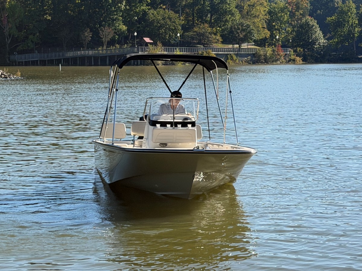 2027 Boston Whaler 170 Montauk 3