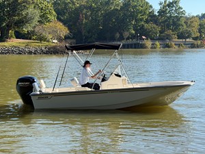 2027 Boston Whaler 170 Montauk 7