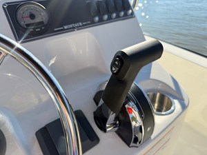 2027 Boston Whaler 170 Montauk 20