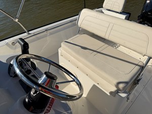 2027 Boston Whaler 170 Montauk 21
