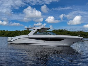 Sea Ray SLX 400 OB 0 2019 Sea Ray SLX 400 OB 1