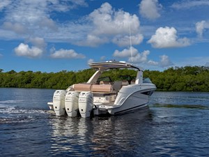 Sea Ray SLX 400 OB 7 2019 Sea Ray SLX 400 OB 8