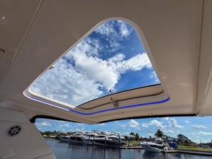 Sea Ray SLX 400 OB 24 2019 Sea Ray SLX 400 OB 25