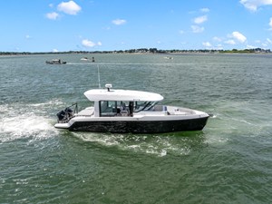 Cruisers Yachts 38 VTR EC 1 2026 Cruisers Yachts 38 VTR EC 2