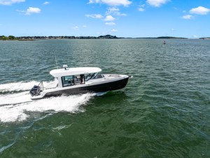 Cruisers Yachts 38 VTR EC 2 2026 Cruisers Yachts 38 VTR EC 3