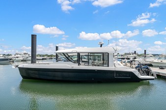Cruisers Yachts 38 VTR EC 3 2026 Cruisers Yachts 38 VTR EC 4