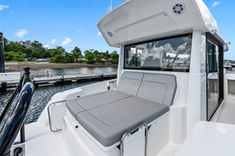 Cruisers Yachts 38 VTR EC 9 2026 Cruisers Yachts 38 VTR EC 10