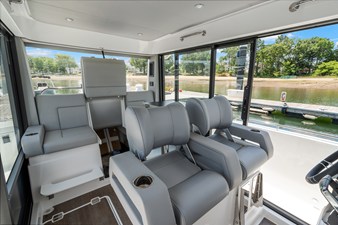 Cruisers Yachts 38 VTR EC 16 2026 Cruisers Yachts 38 VTR EC 17