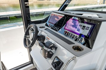 Cruisers Yachts 38 VTR EC 23 2026 Cruisers Yachts 38 VTR EC 24