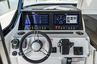 Cruisers Yachts 38 VTR EC 24 2026 Cruisers Yachts 38 VTR EC 25