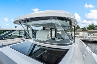 Cruisers Yachts 38 VTR EC 35 2026 Cruisers Yachts 38 VTR EC 36