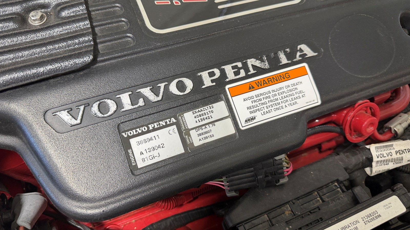 2011 Cobalt 242 83