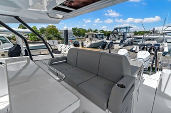 Cruisers Yachts 38 VTR 10 2026 Cruisers Yachts 38 VTR 11