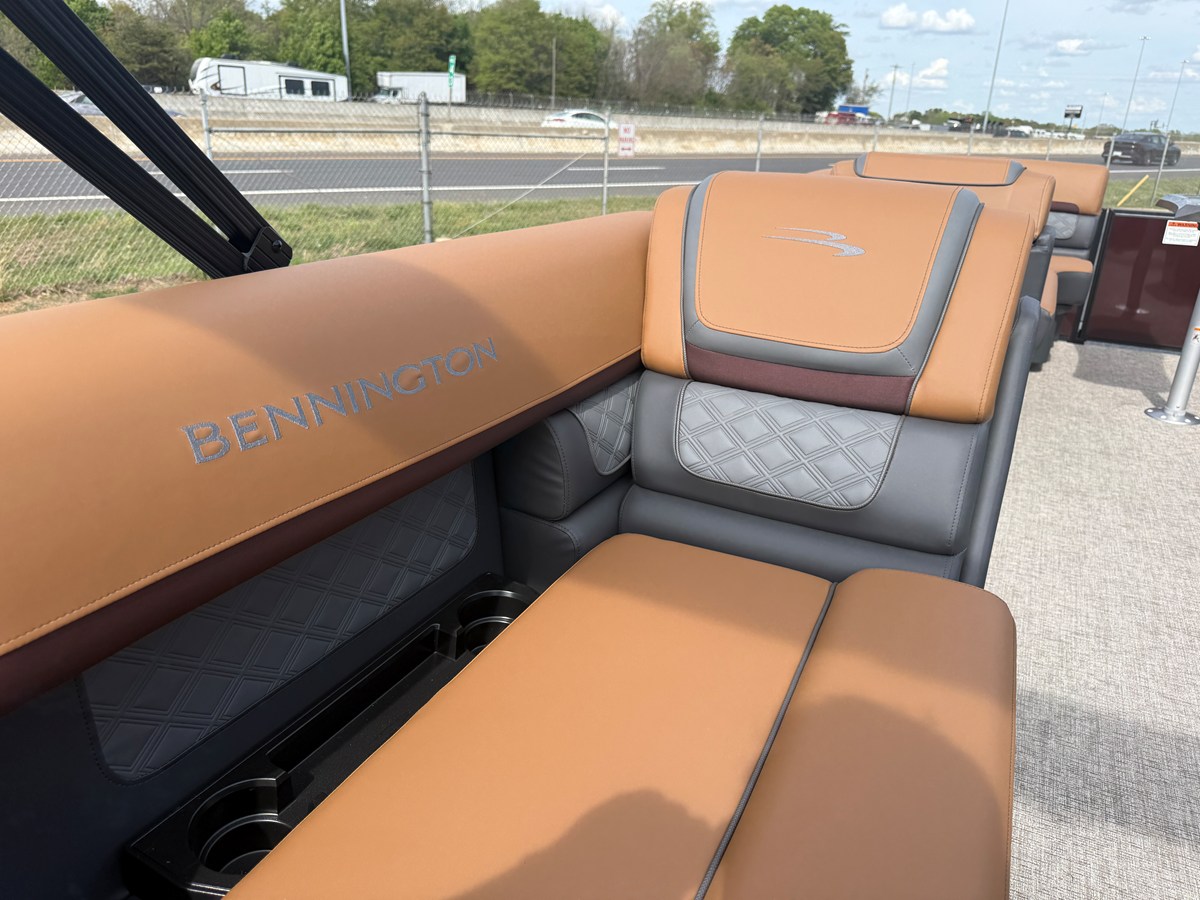 2026 Bennington 23 SSB LUXE 18