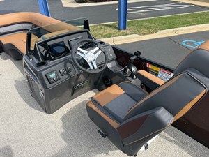 2026 Bennington 23 SSB LUXE 8