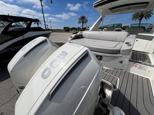 Sea Ray SLX 310 Outboard 5 2023 Sea Ray SLX 310 Outboard 6