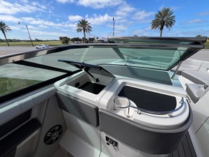 Sea Ray SLX 310 Outboard 28 2023 Sea Ray SLX 310 Outboard 29