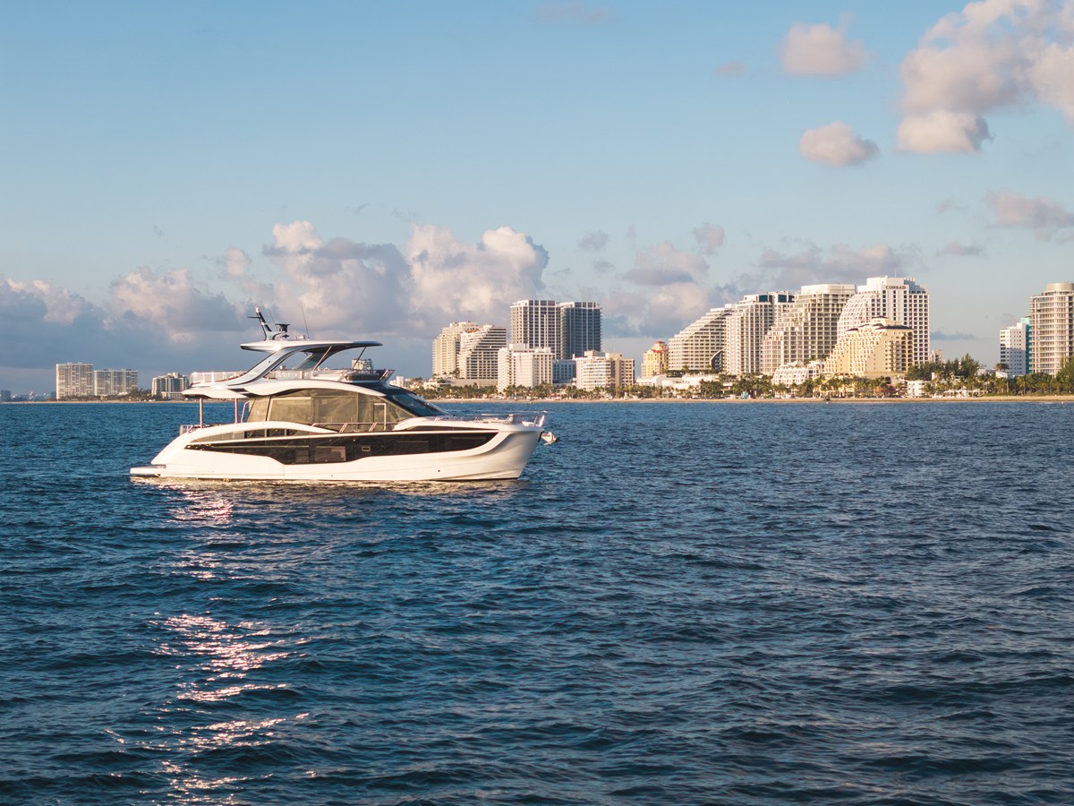 2027 Galeon 620 FLY 7