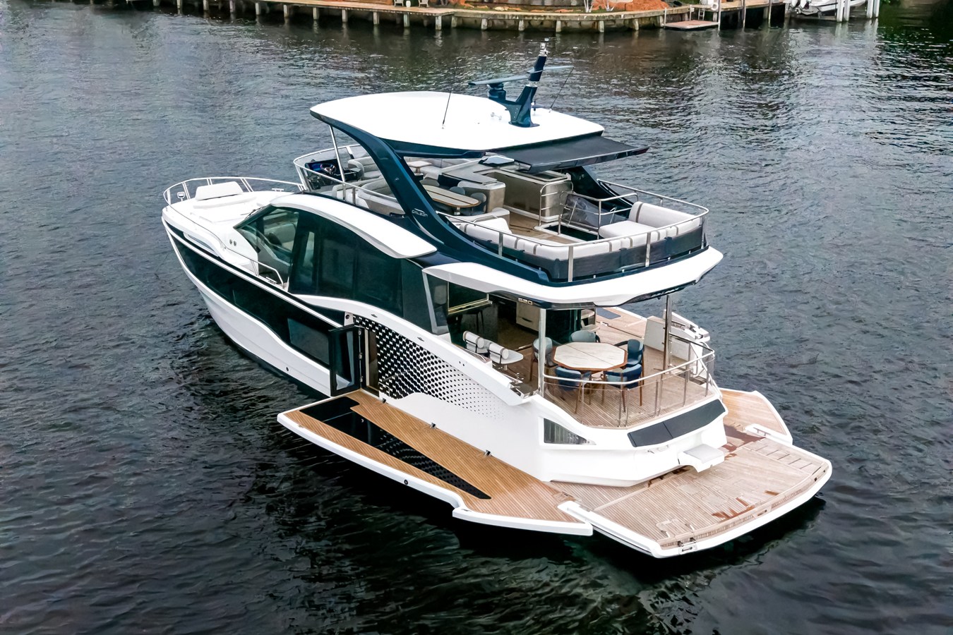 2027 Galeon 620 FLY 26