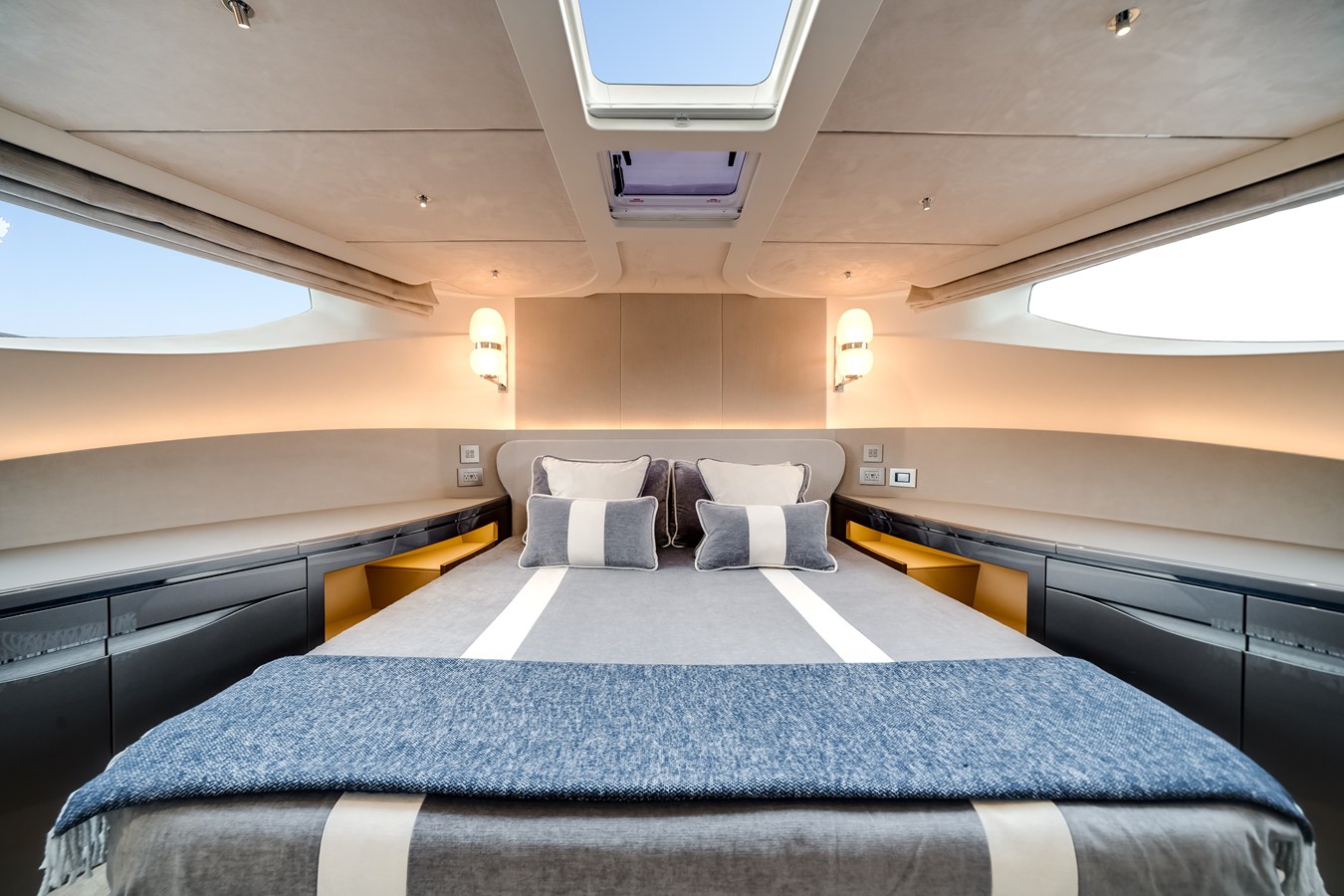 2027 Galeon 620 FLY 31