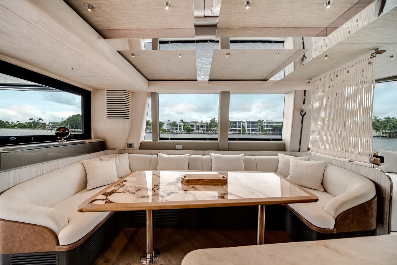 2027 Galeon 620 FLY 47