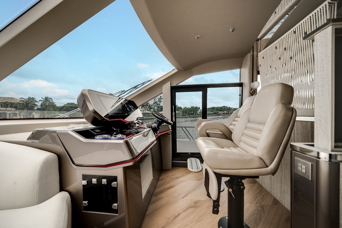 2027 Galeon 620 FLY 56
