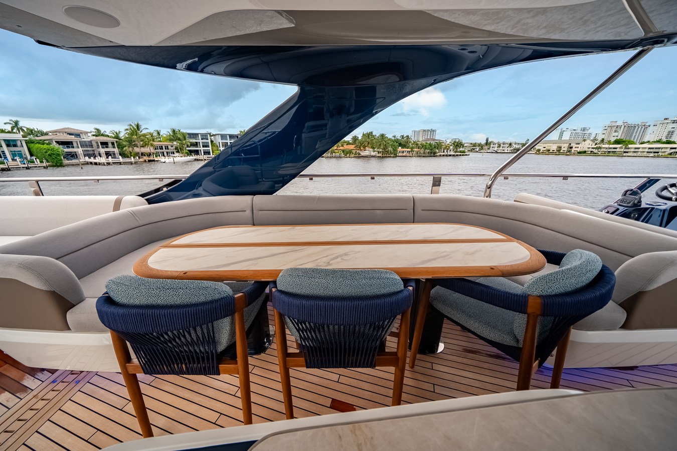 2027 Galeon 620 FLY 66