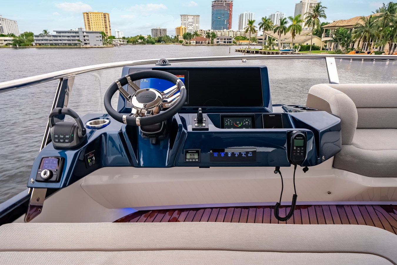 2027 Galeon 620 FLY 71
