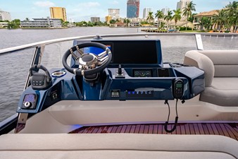 2027 Galeon 620 FLY 71