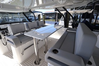 Cruisers Yachts 38 VTR 22 2026 Cruisers Yachts 38 VTR 23