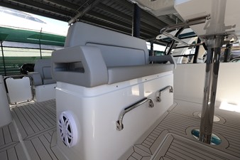 Cruisers Yachts 38 VTR 24 2026 Cruisers Yachts 38 VTR 25