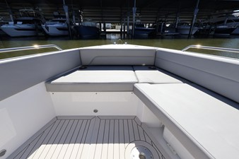 Cruisers Yachts 38 VTR 49 2026 Cruisers Yachts 38 VTR 50