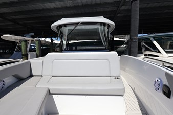 Cruisers Yachts 38 VTR 50 2026 Cruisers Yachts 38 VTR 51