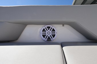 Cruisers Yachts 38 VTR 51 2026 Cruisers Yachts 38 VTR 52