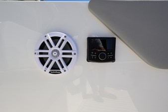 Cruisers Yachts 38 VTR 56 2026 Cruisers Yachts 38 VTR 57