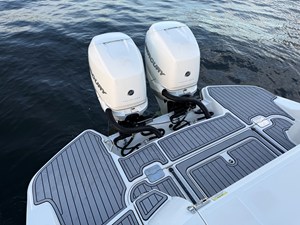 Sea Ray 350 SLX OB 7 2020 Sea Ray 350 SLX OB 8