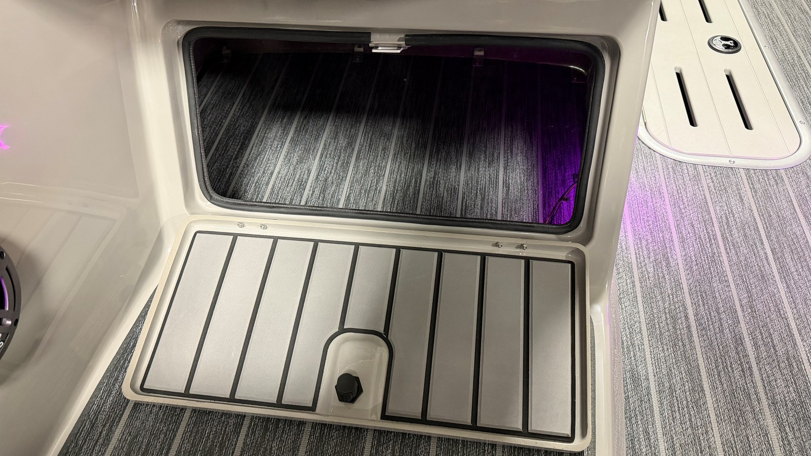 2026 Premier 250 SOLARIS 50