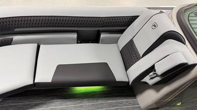 2026 Premier 250 SOLARIS 17