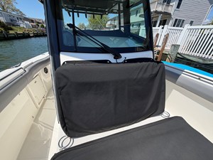 Boston Whaler 330 OUTRAGE 51 2024 Boston Whaler 330 OUTRAGE 52