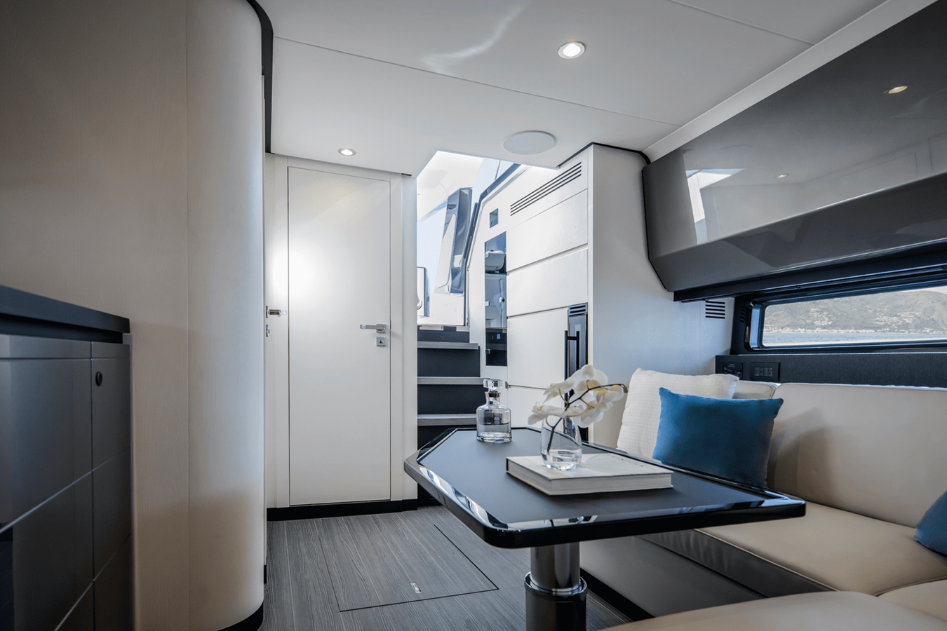 2027 Azimut Verve 48 23