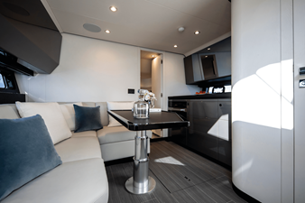 2027 Azimut Verve 48 22