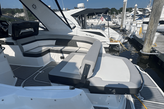 Monterey 335 SPORT YACHT 7 2021 Monterey 335 SPORT YACHT 8