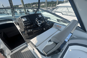 Monterey 335 SPORT YACHT 19 2021 Monterey 335 SPORT YACHT 20