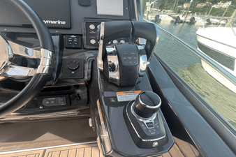 Monterey 335 SPORT YACHT 24 2021 Monterey 335 SPORT YACHT 25